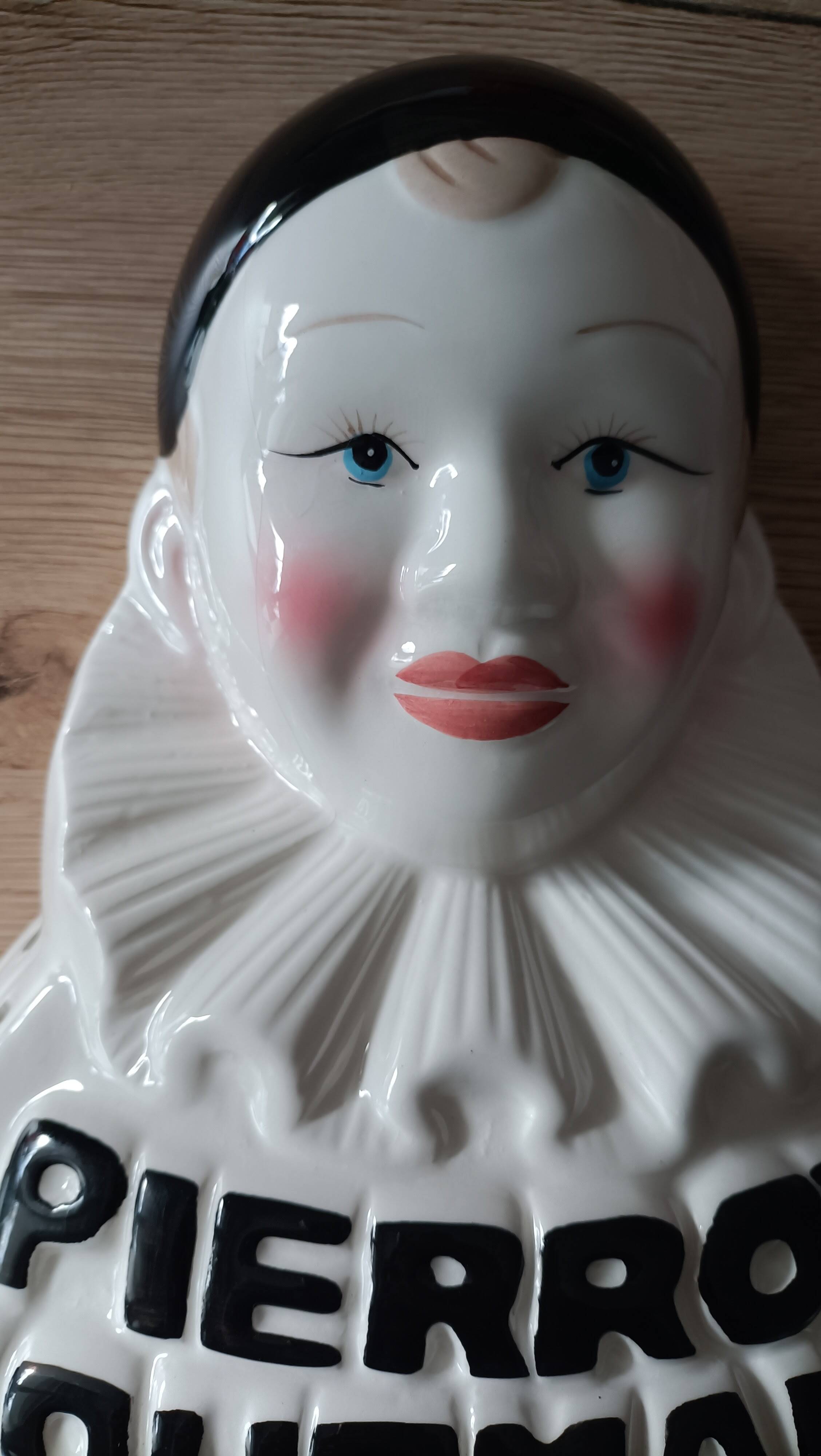 Advertising lollipop display with gourmet Pierrot bust in porcelain