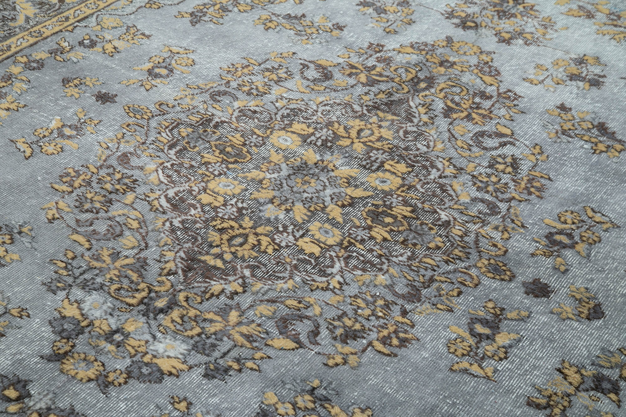 Handmade rustic anatolian 1980s 220 cm x 320 cm grey rug
