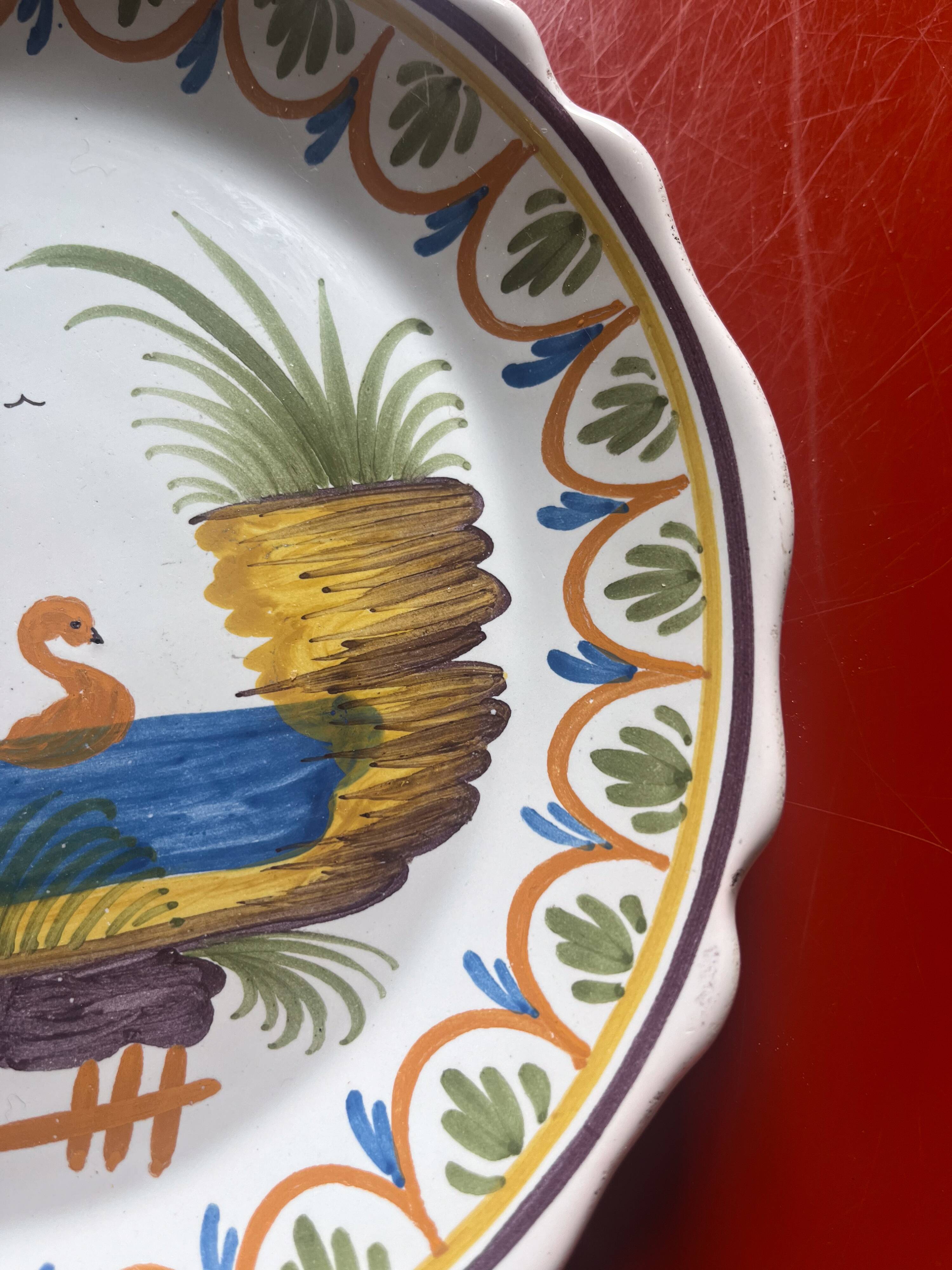 Assiette en faïence