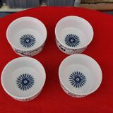 4 Paris porcelain ramekins with Ming blue decor, diameter 8 cm