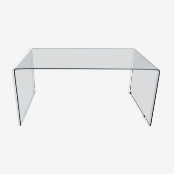 Tempered glass table