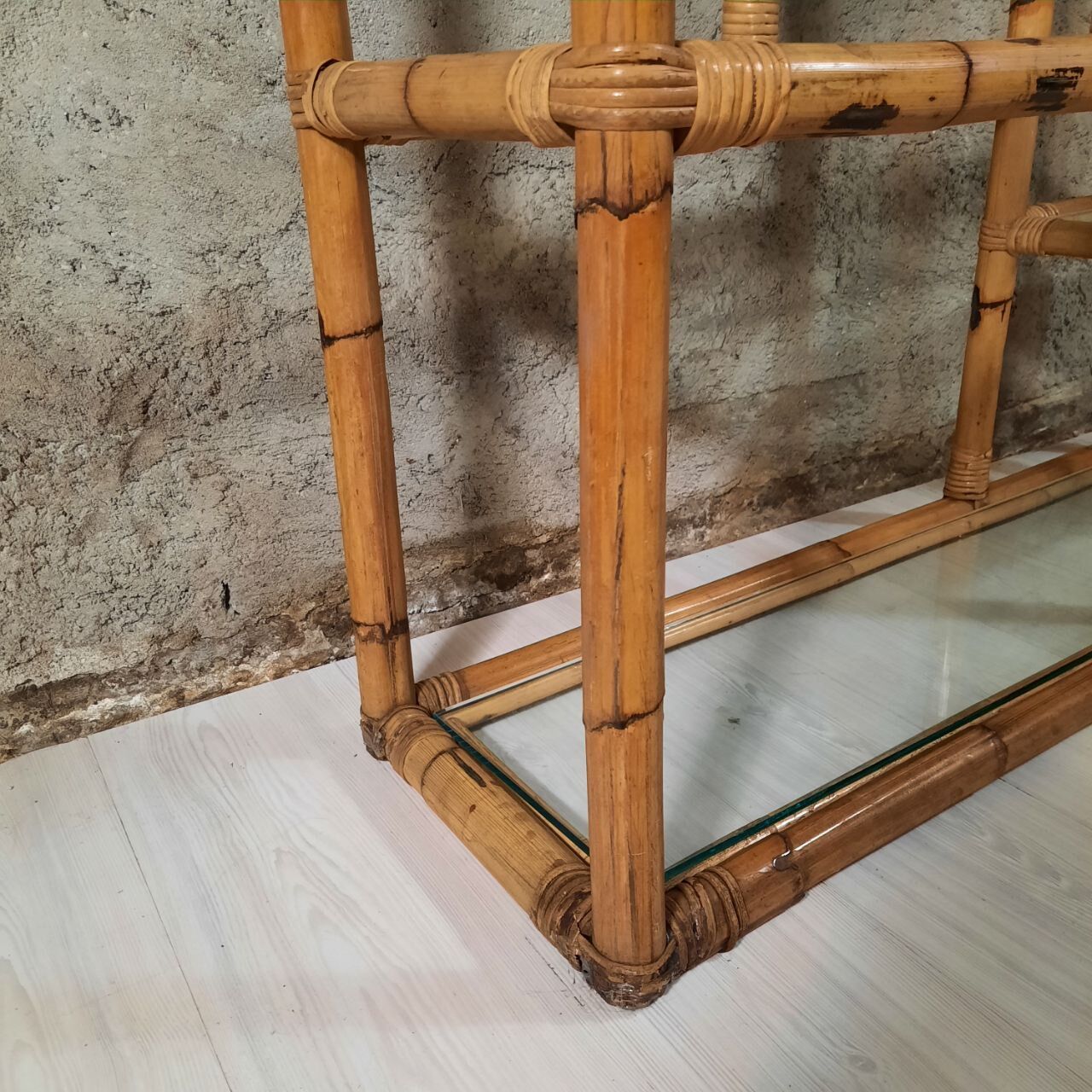 Bibliothèque étagère en bambou vintage