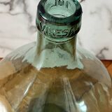 Give me 10 turquoise blue jeans.