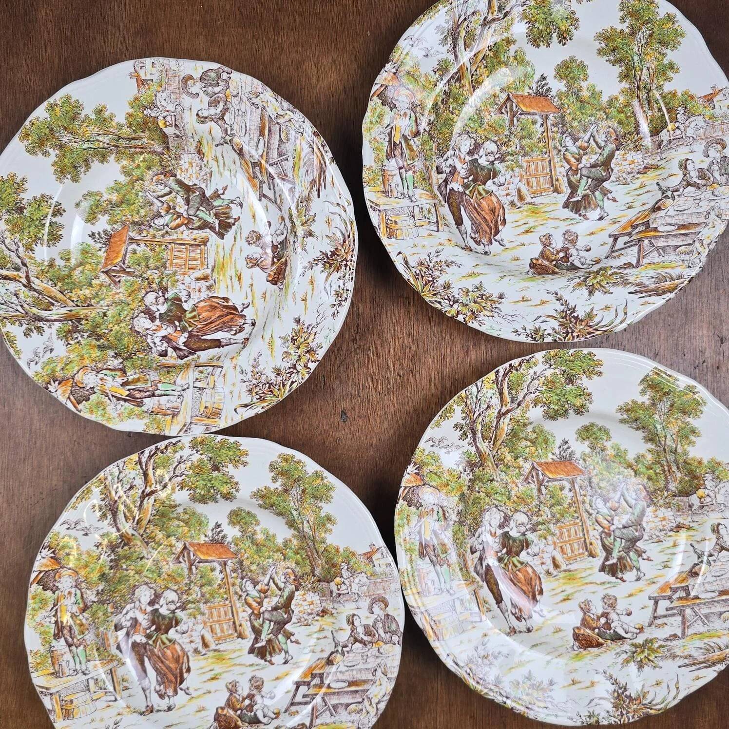 Set of 4 Lunéville Tradition plates – Old pastoral decoration