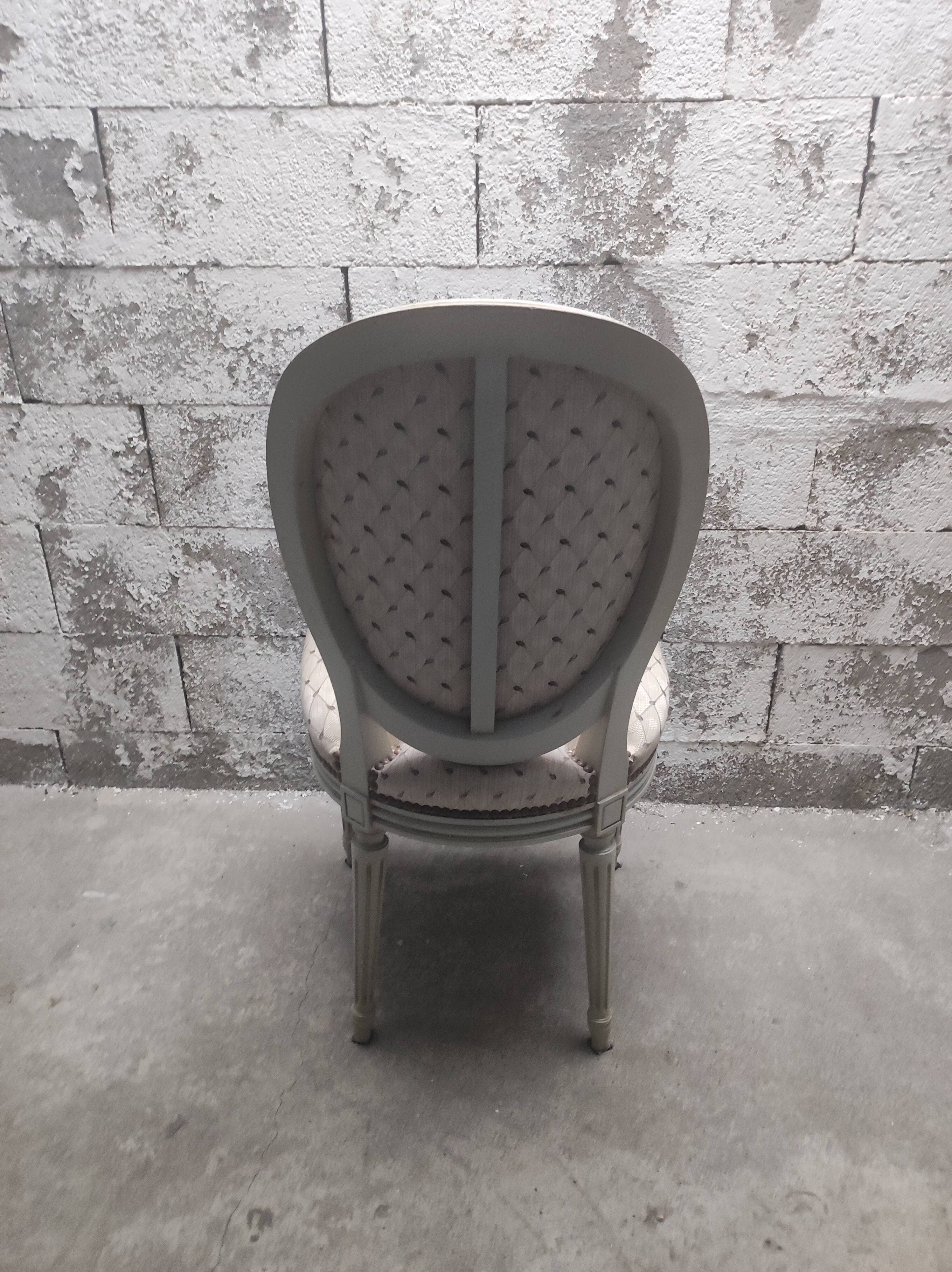 Lot de 6 chaises + 2 fauteuils médaillon style Louis XVI
