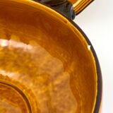 Soup tureen and its dish