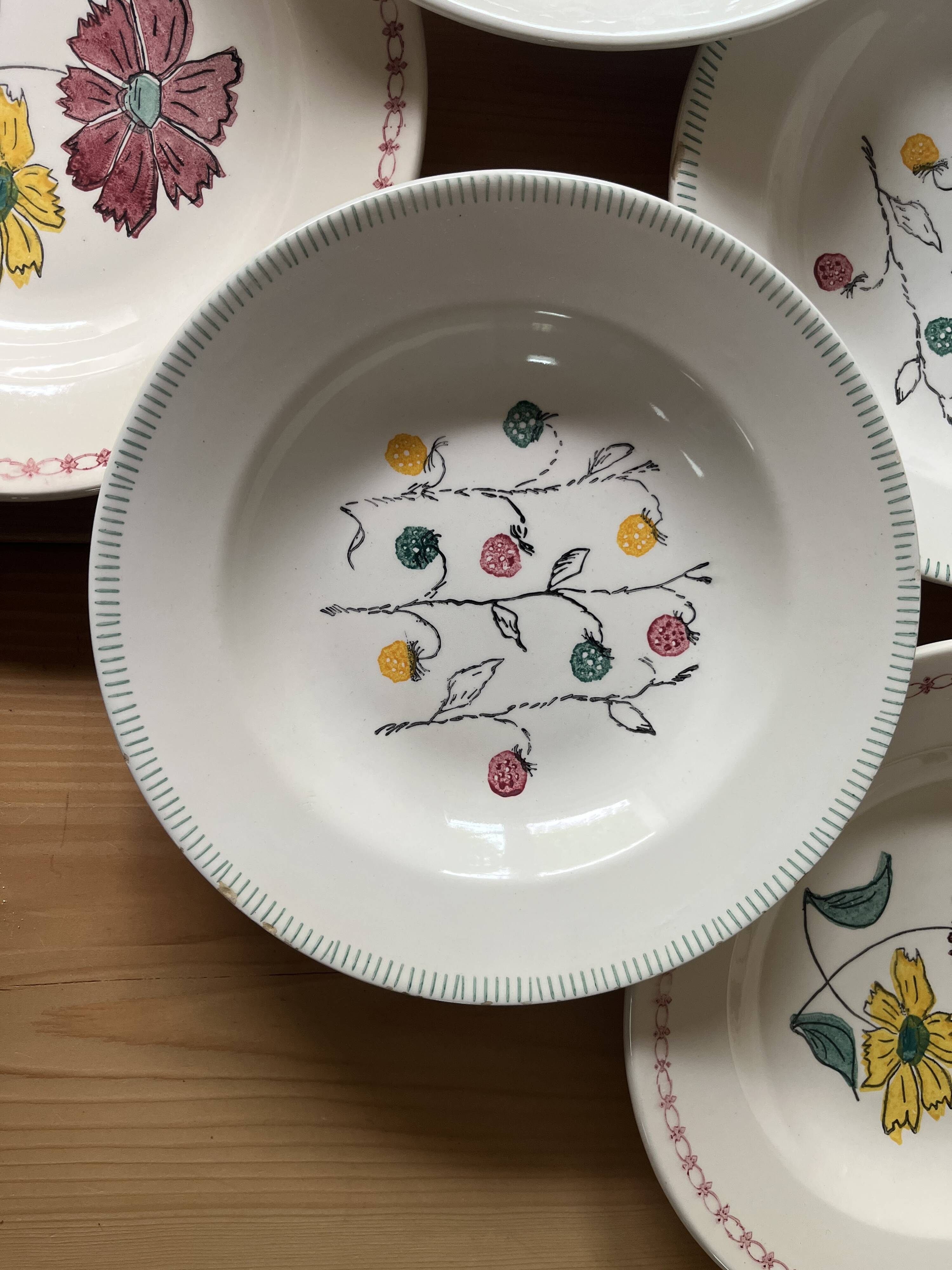 6 vintage ceramic deep plates