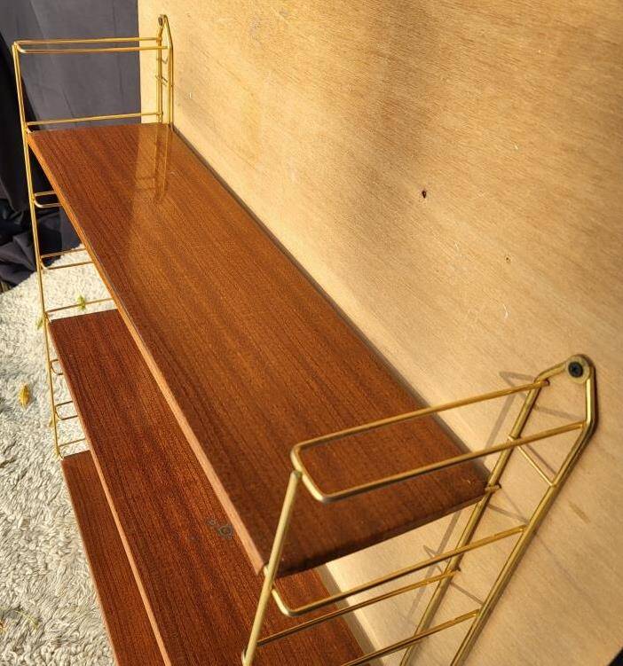 Tomado style string gold metal shelves