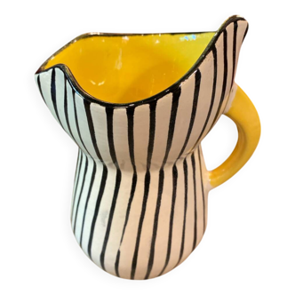 Small pitcher Gabriel Fourmaintraux