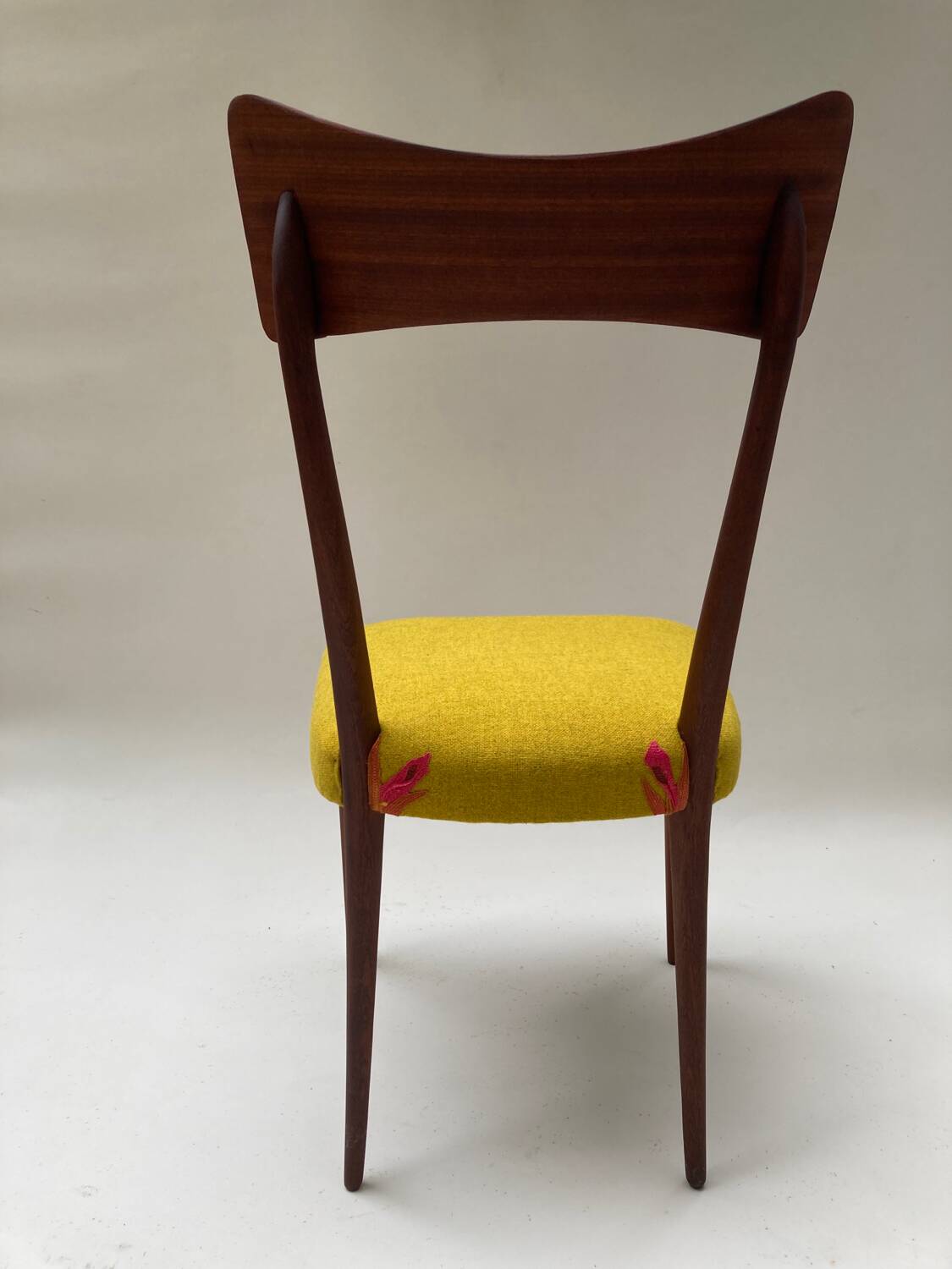 "Butterfly" chair by Ico Parisi