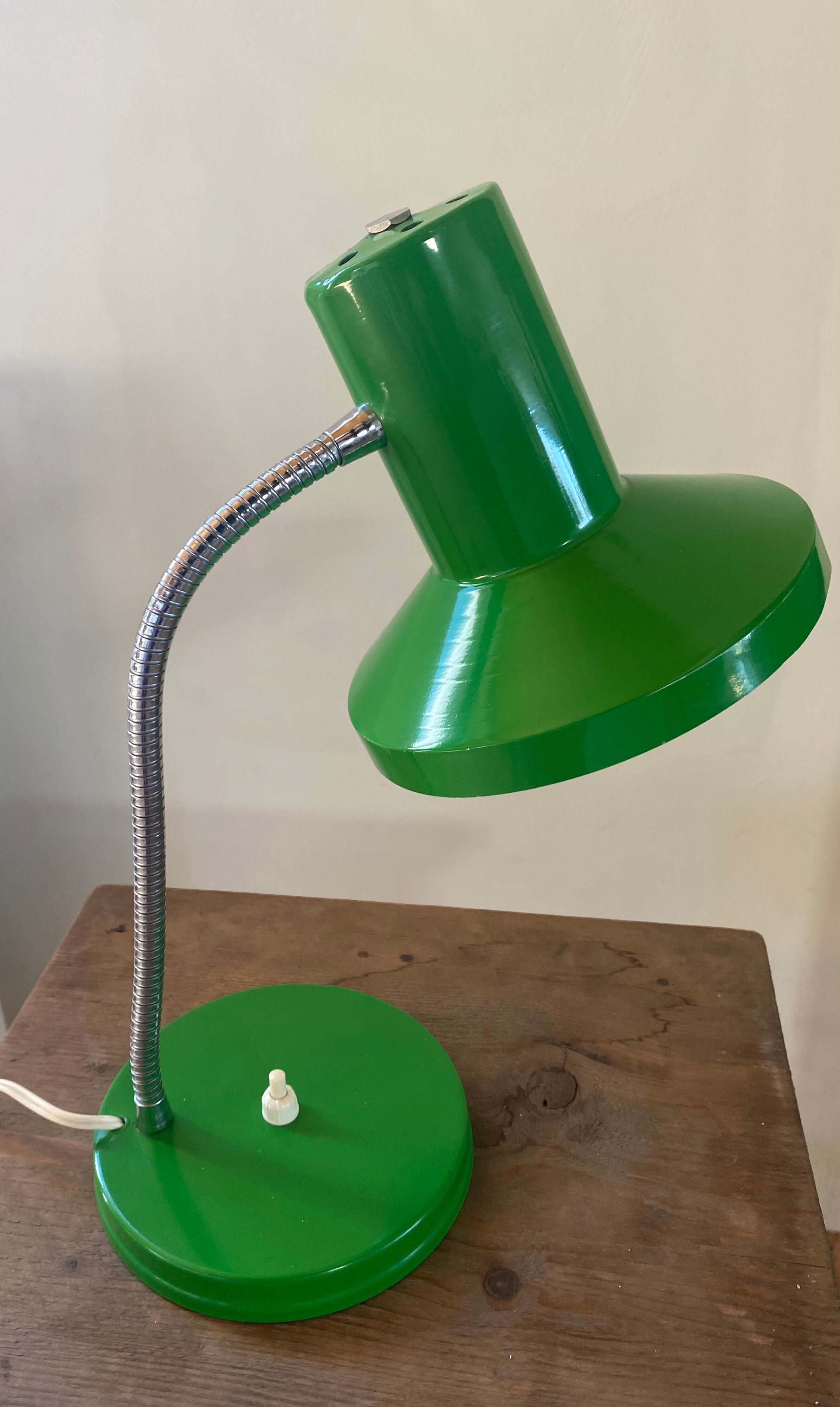 Green metal table lamp