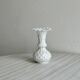 Vase soliflore en verre opaline blanc