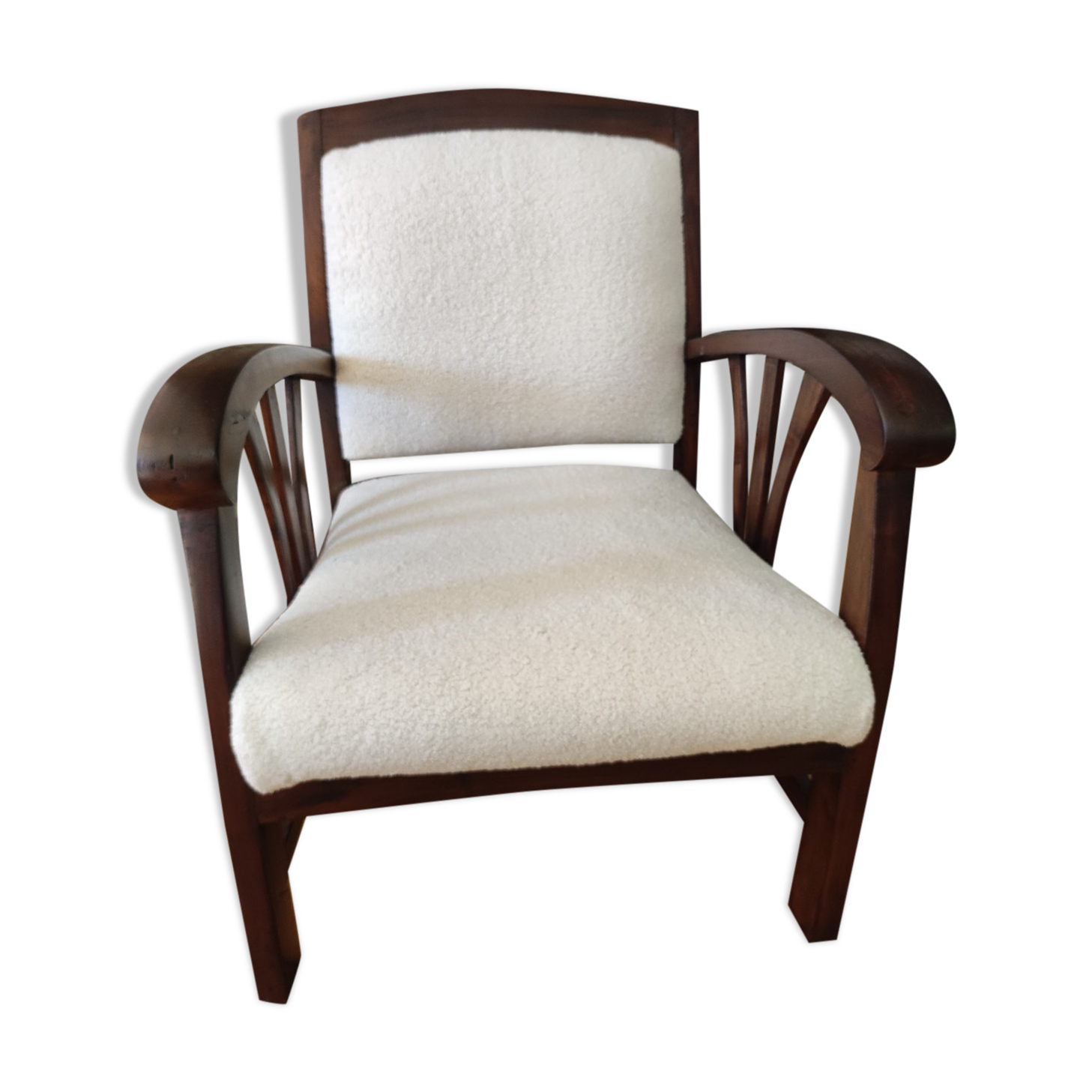 Colonial armchair