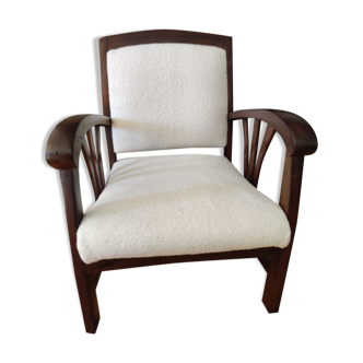 Colonial armchair