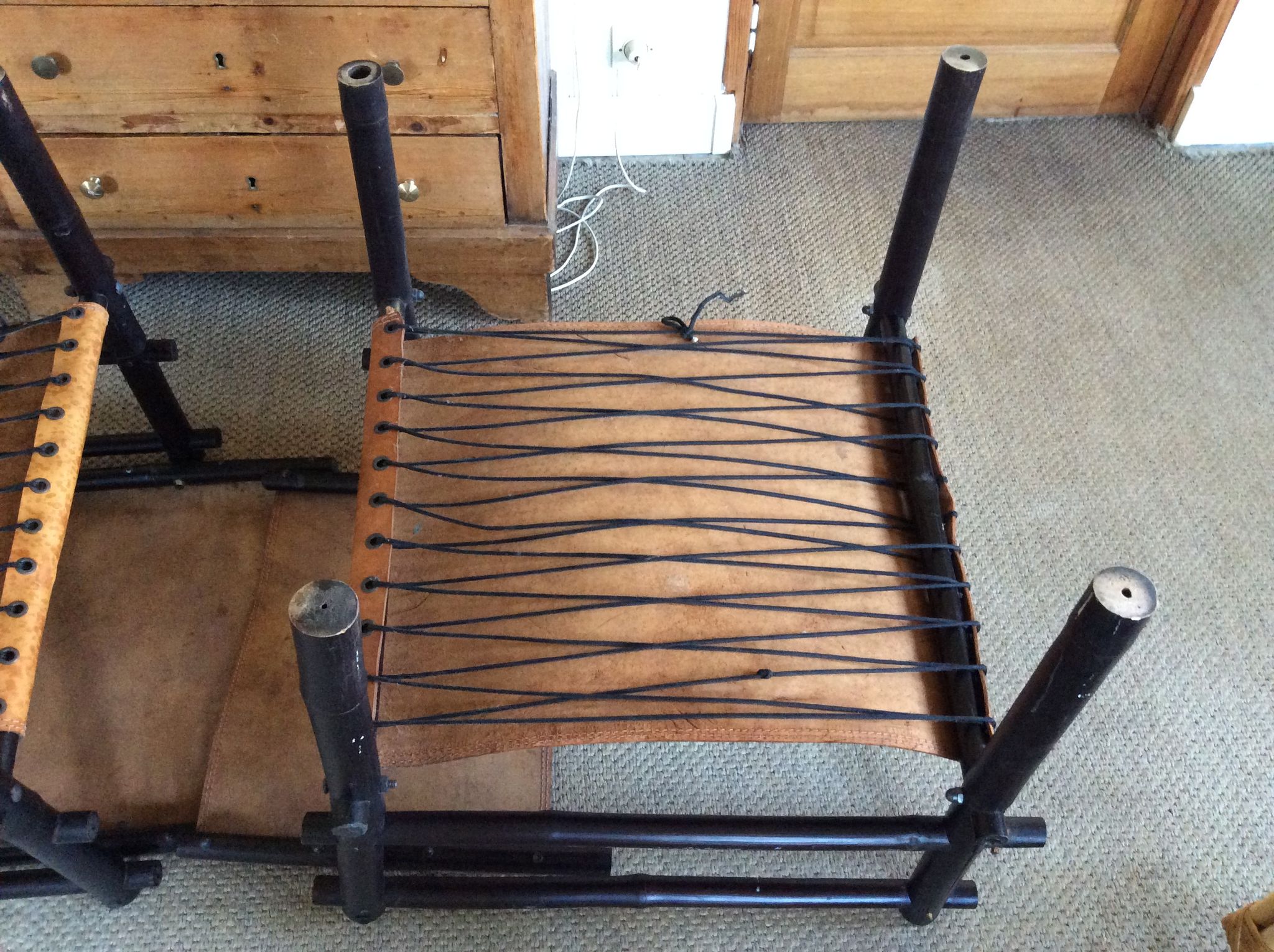 Paire de fauteuils safari