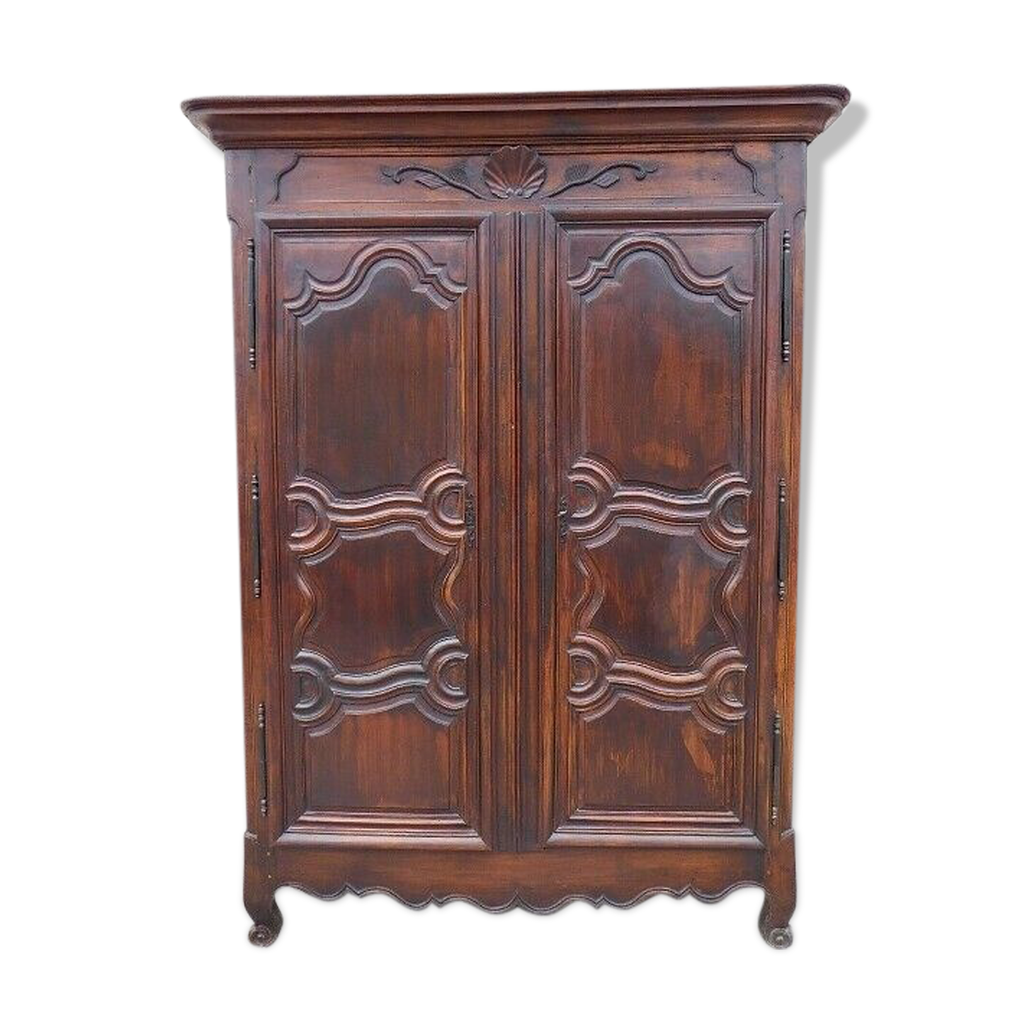 LouisXV walnut cabinet of the xviii century