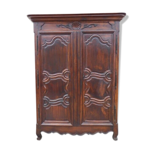 Armoire Louis XV en noyer