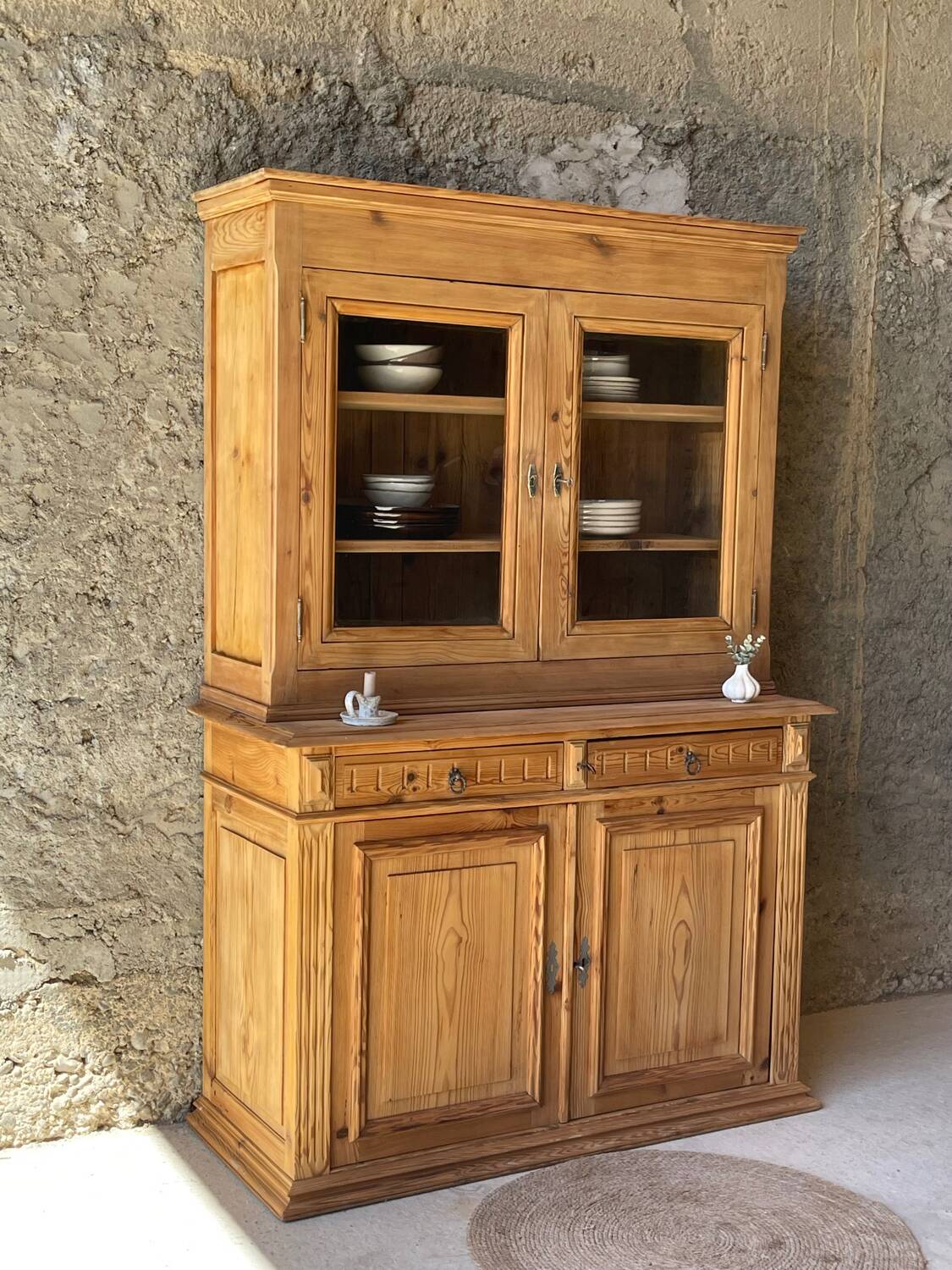 Double-bodied sideboard