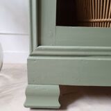 Green Shelf