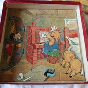 box of 6 wooden puzzles the 3 little walt Dizney pigs
