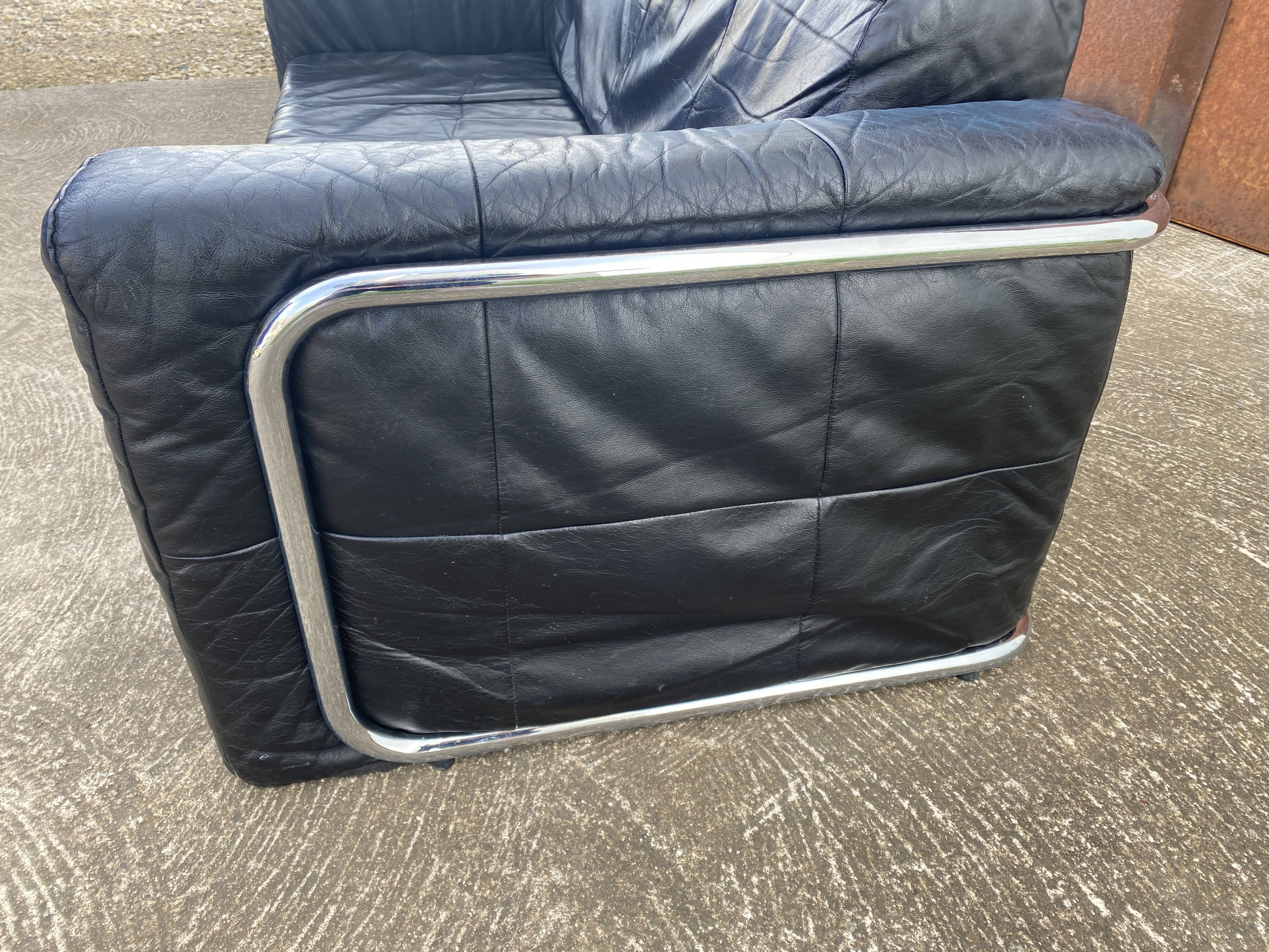 Canapé cuir et chrome vintage 1980