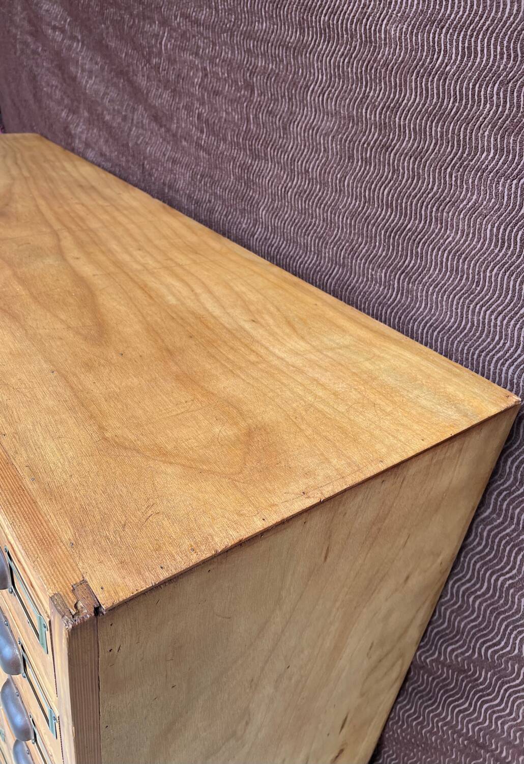 Vintage hardware trade furniture