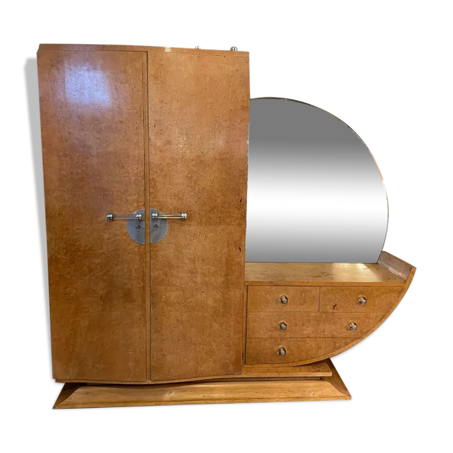 Armoire art deco