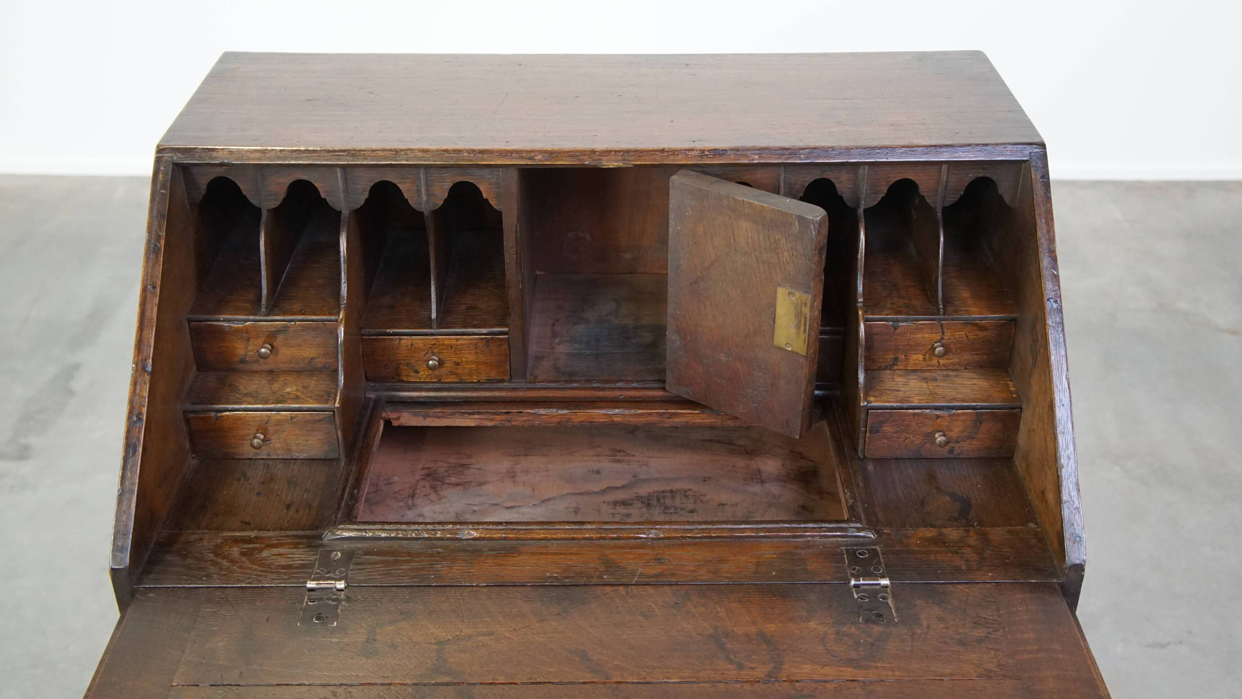 Antique subtle English secretaire from the early 19th century