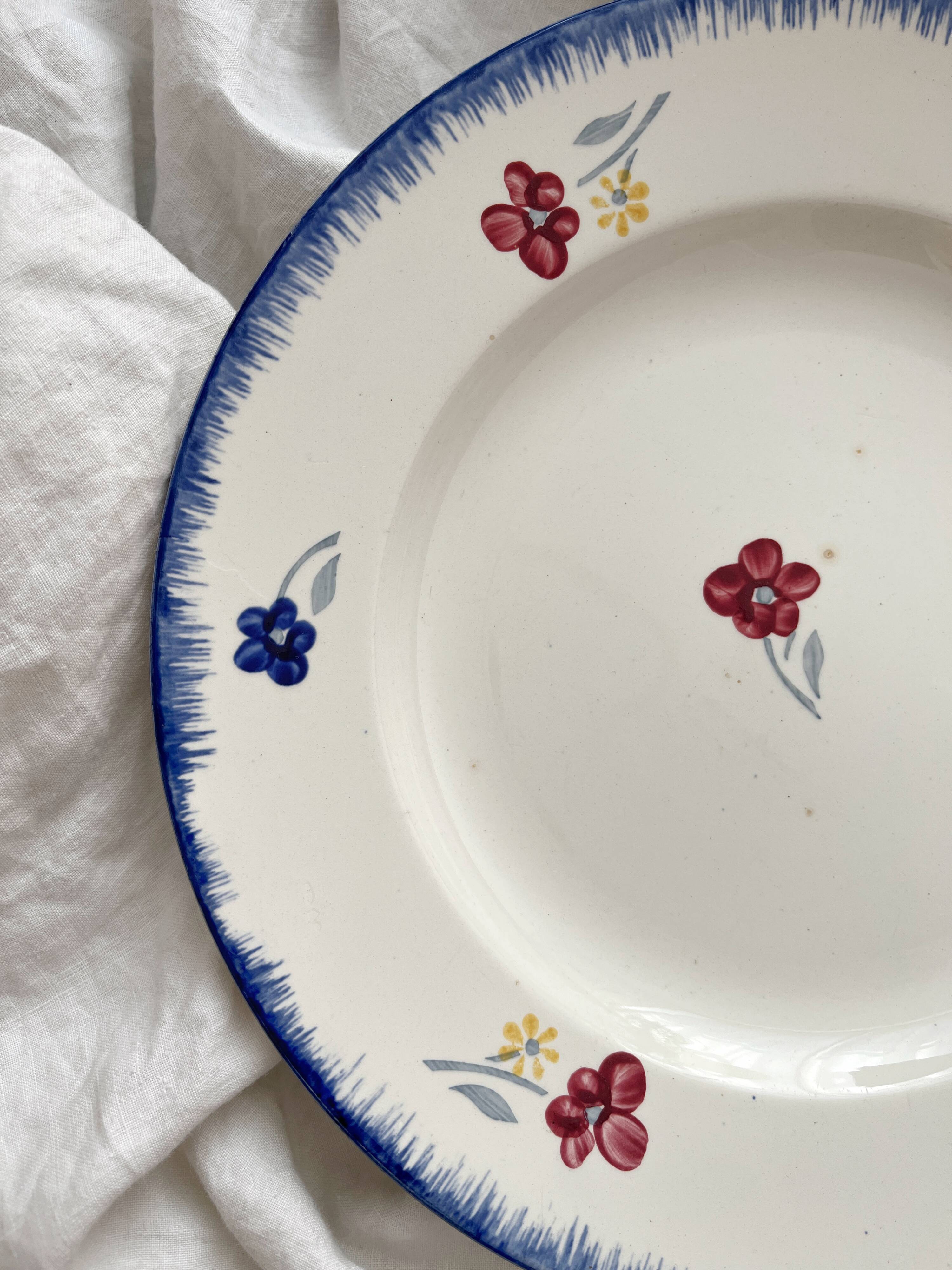 Round earthenware dish Mary Lou, Digoin Sarreguemines vintage