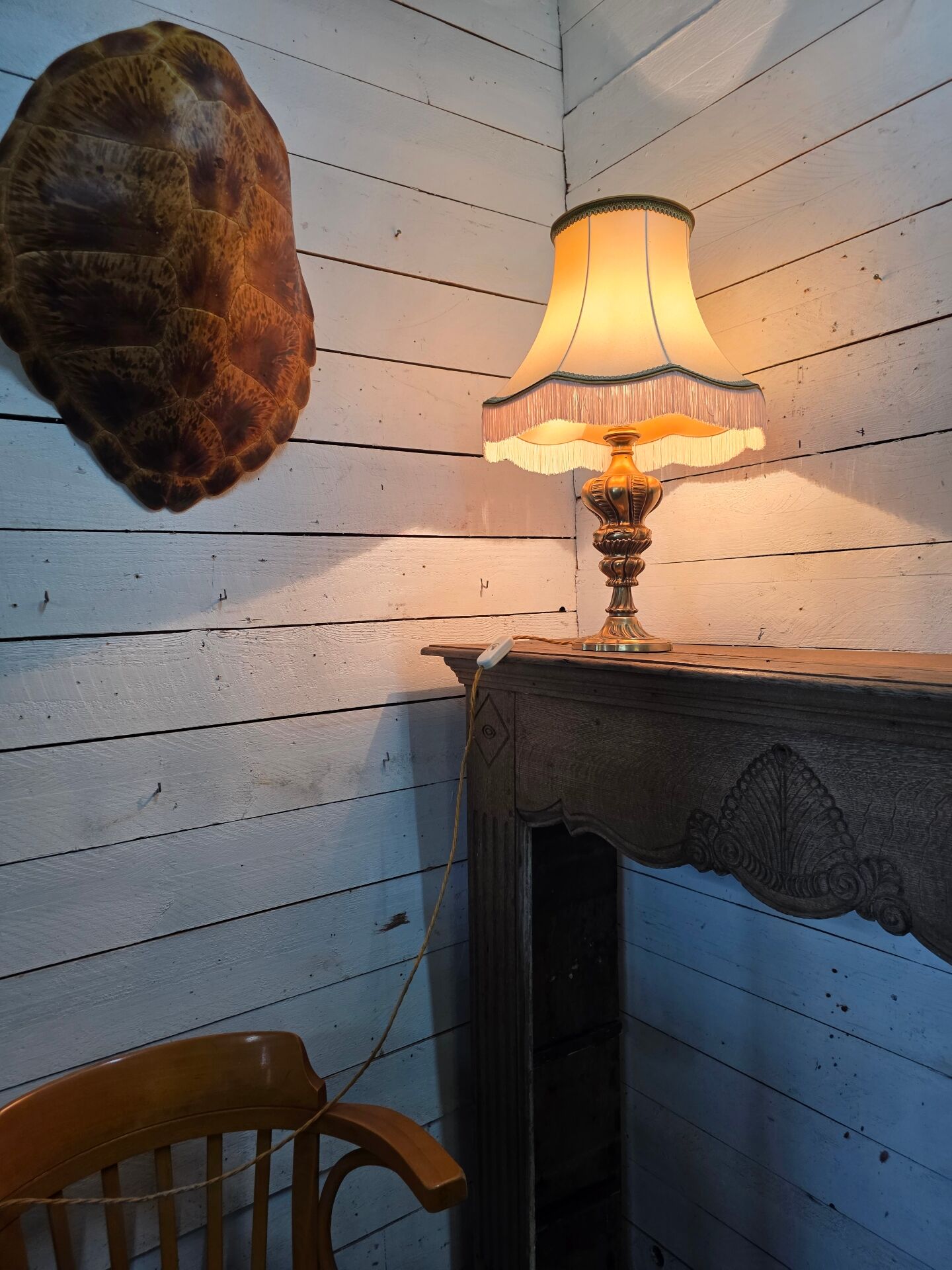 Bronze table lamp in Louis XV style