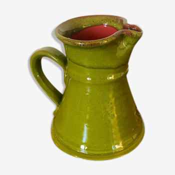 Varnished stoneware jug