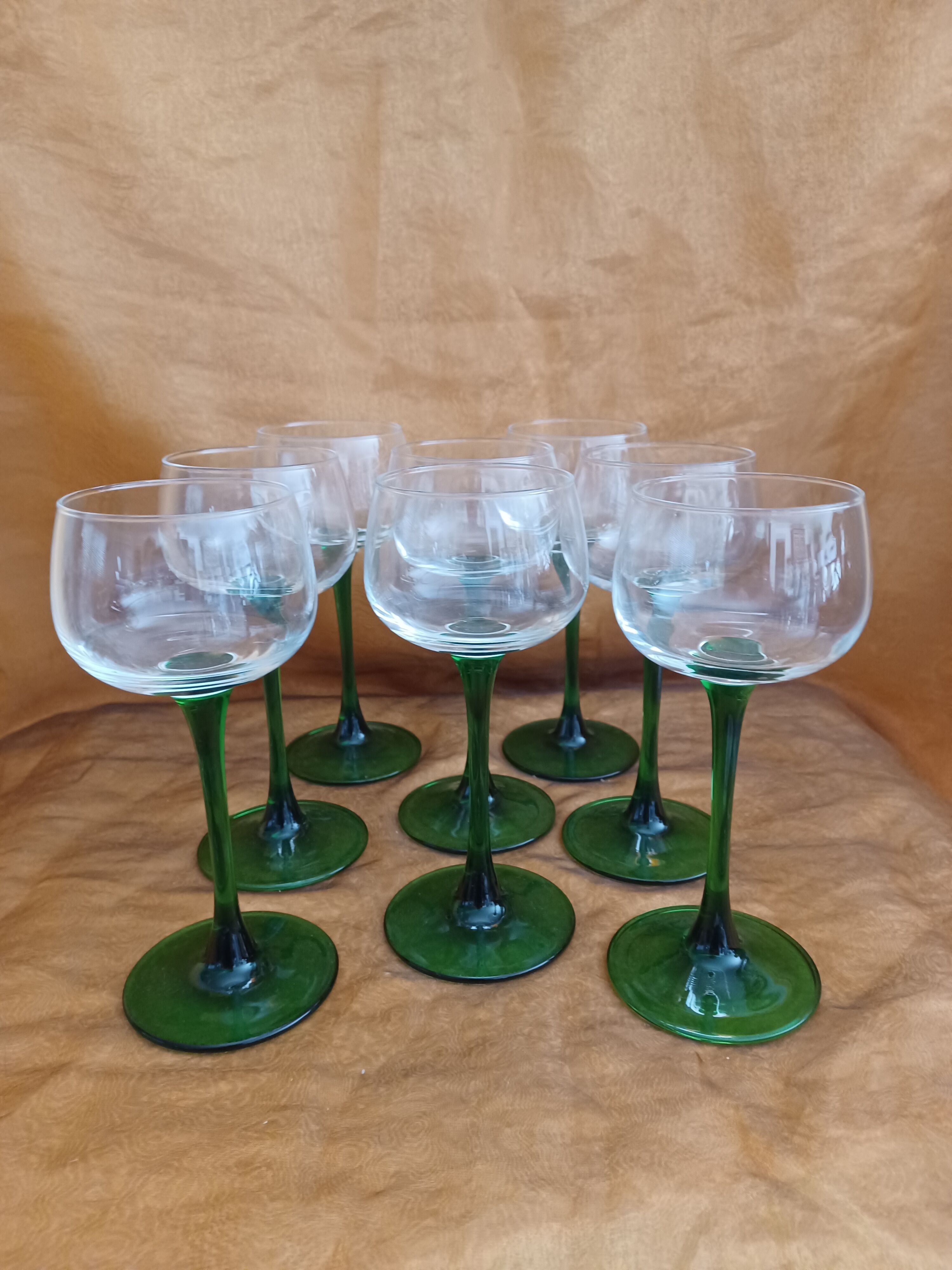 8 Alsatian white wine glasses