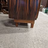 Art Deco shop window