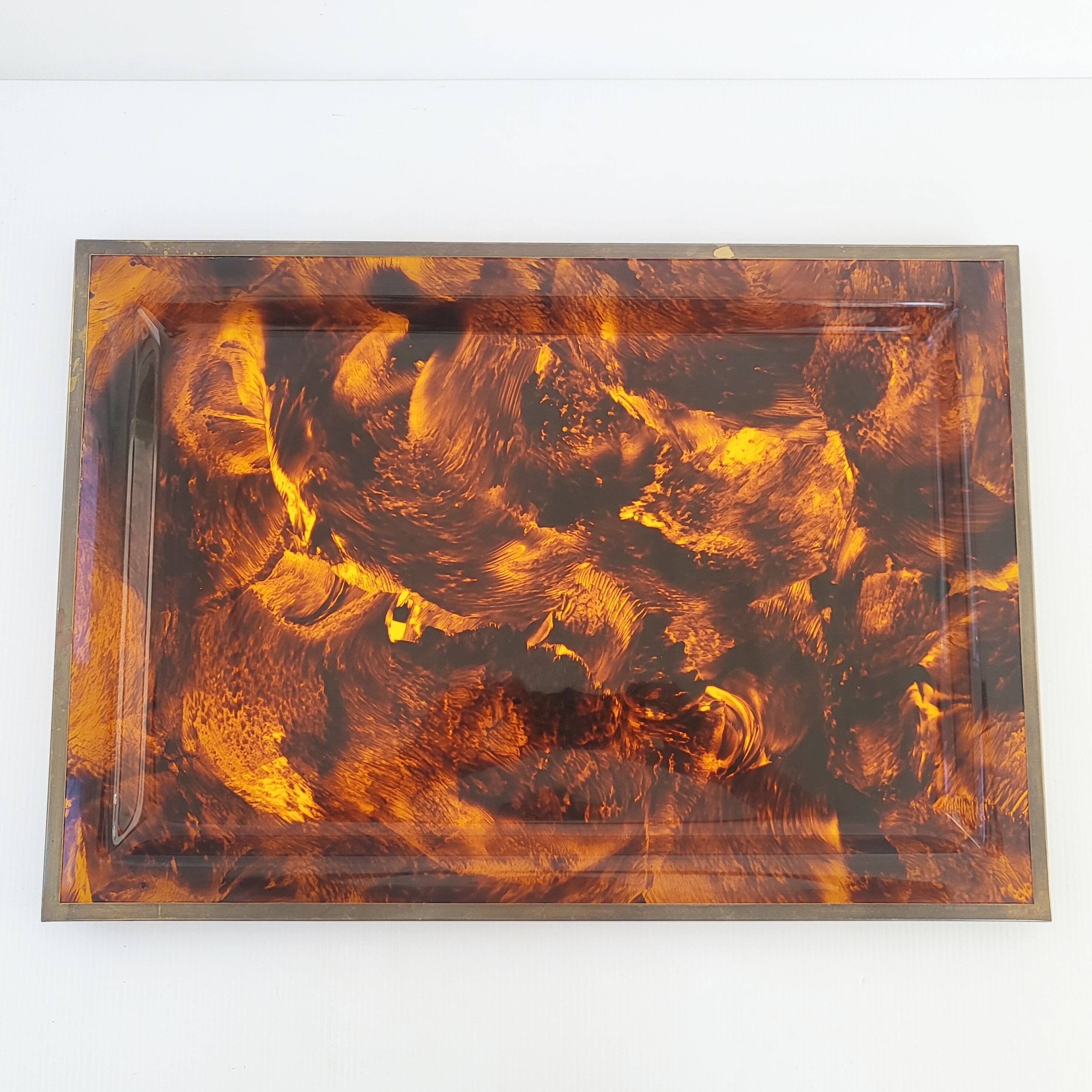 Vintage plexiglass tray 1970