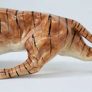 Italian Hollywood Regency Ceramic handpainted Tiger Sculpture, ca. 1950
