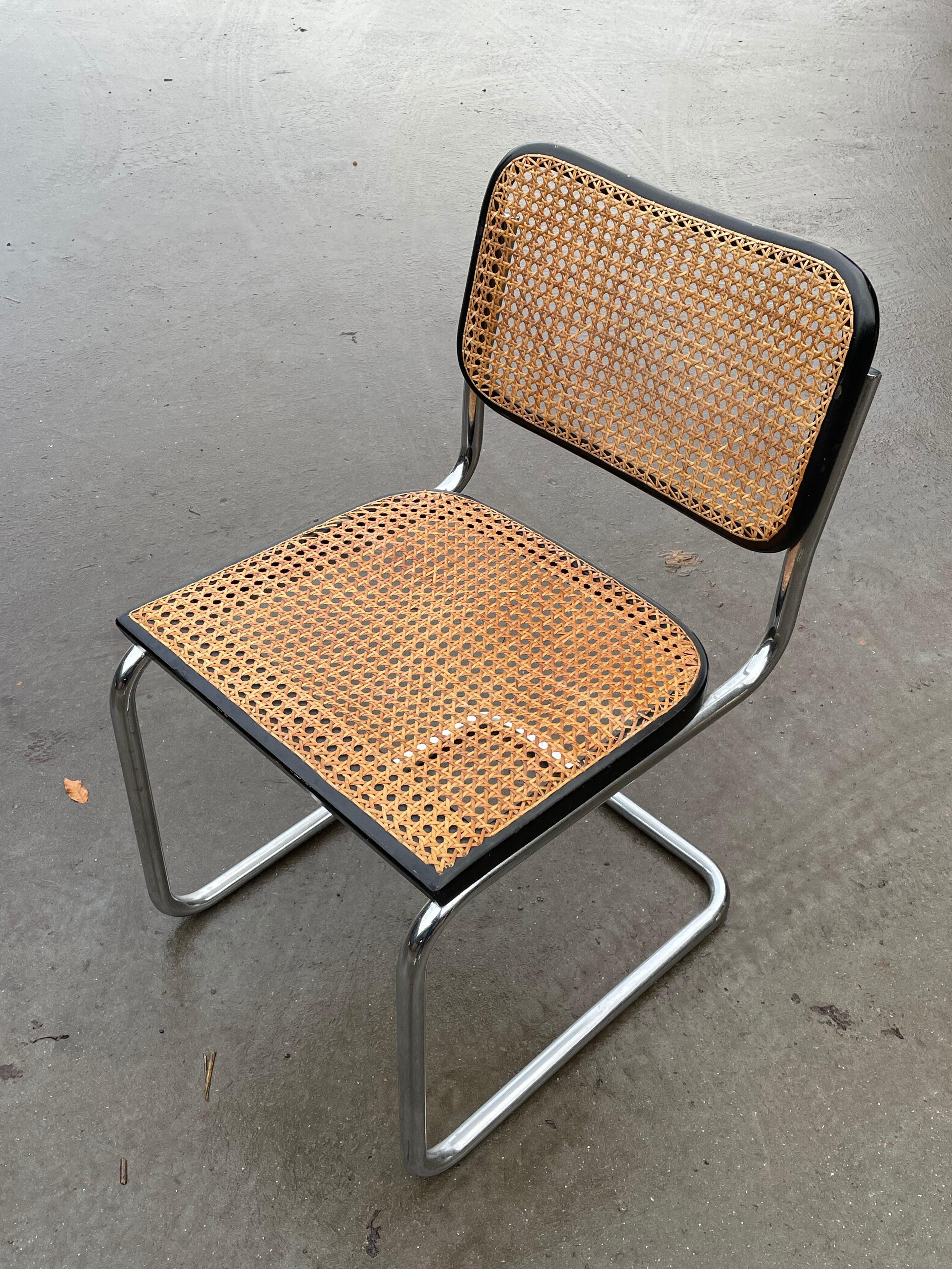 Cesca design chair b32 model in black and chrome