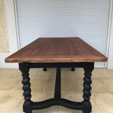 Farm table