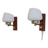 Scandinavian wall lamp in teak and opaline 1960