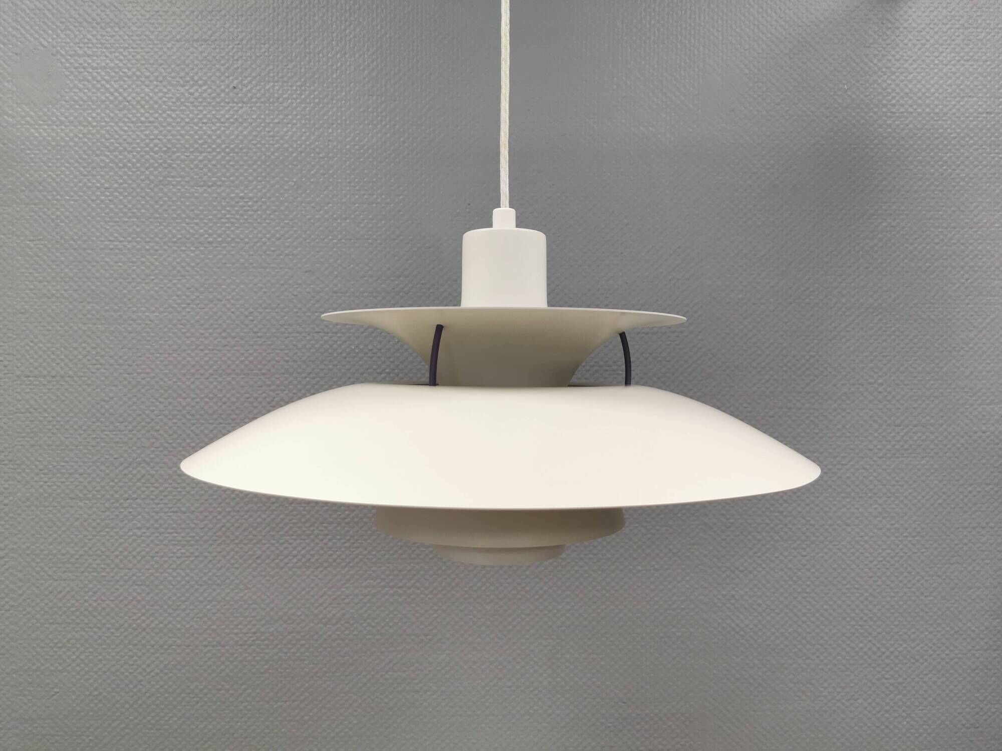PH 5 hanging lamp, by lamp master Poul Henningsen (PH) for Louis Poulsen