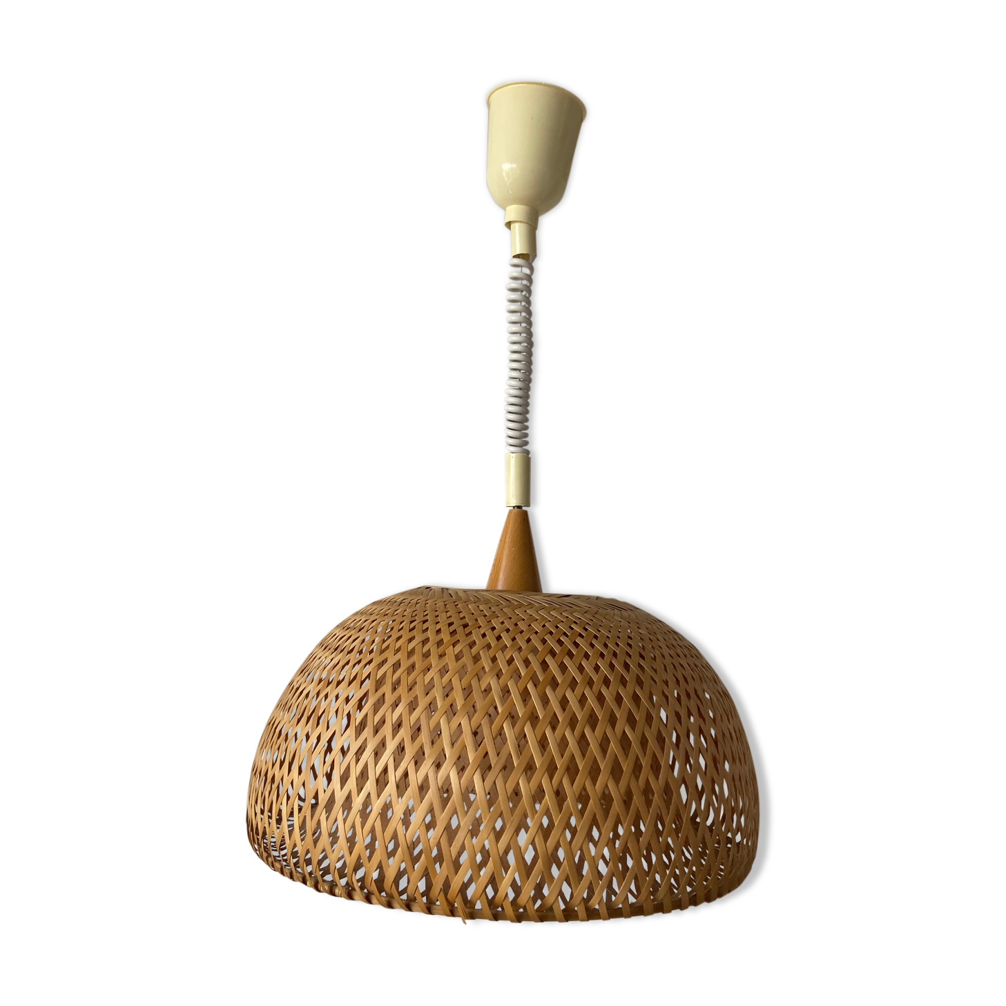 Telescopic wicker hanging lamp