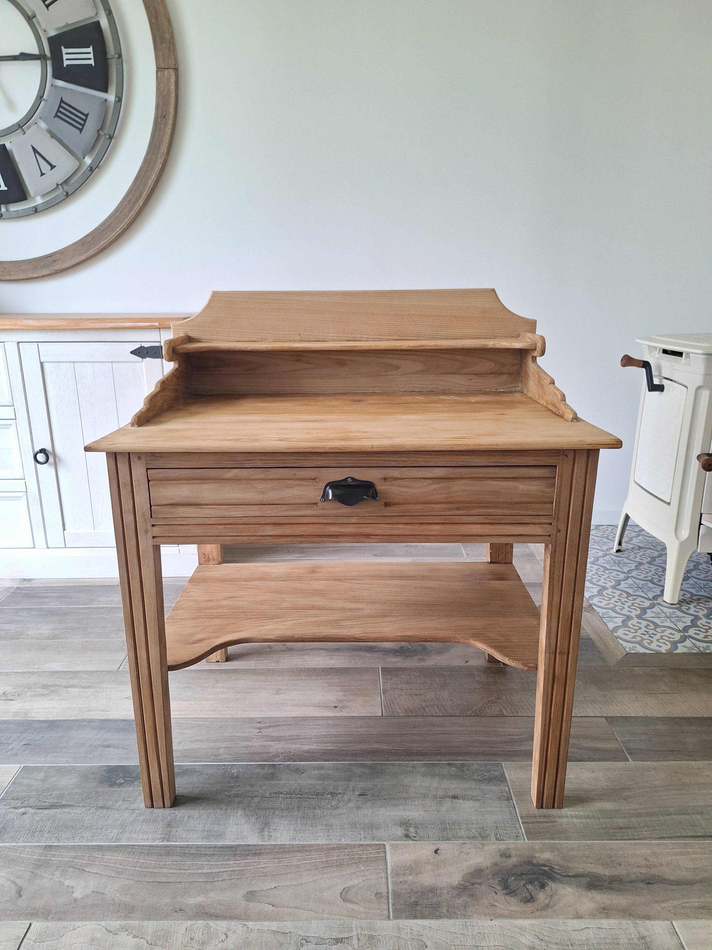 Desk / Dressing table in solid elm from the early 20th century.