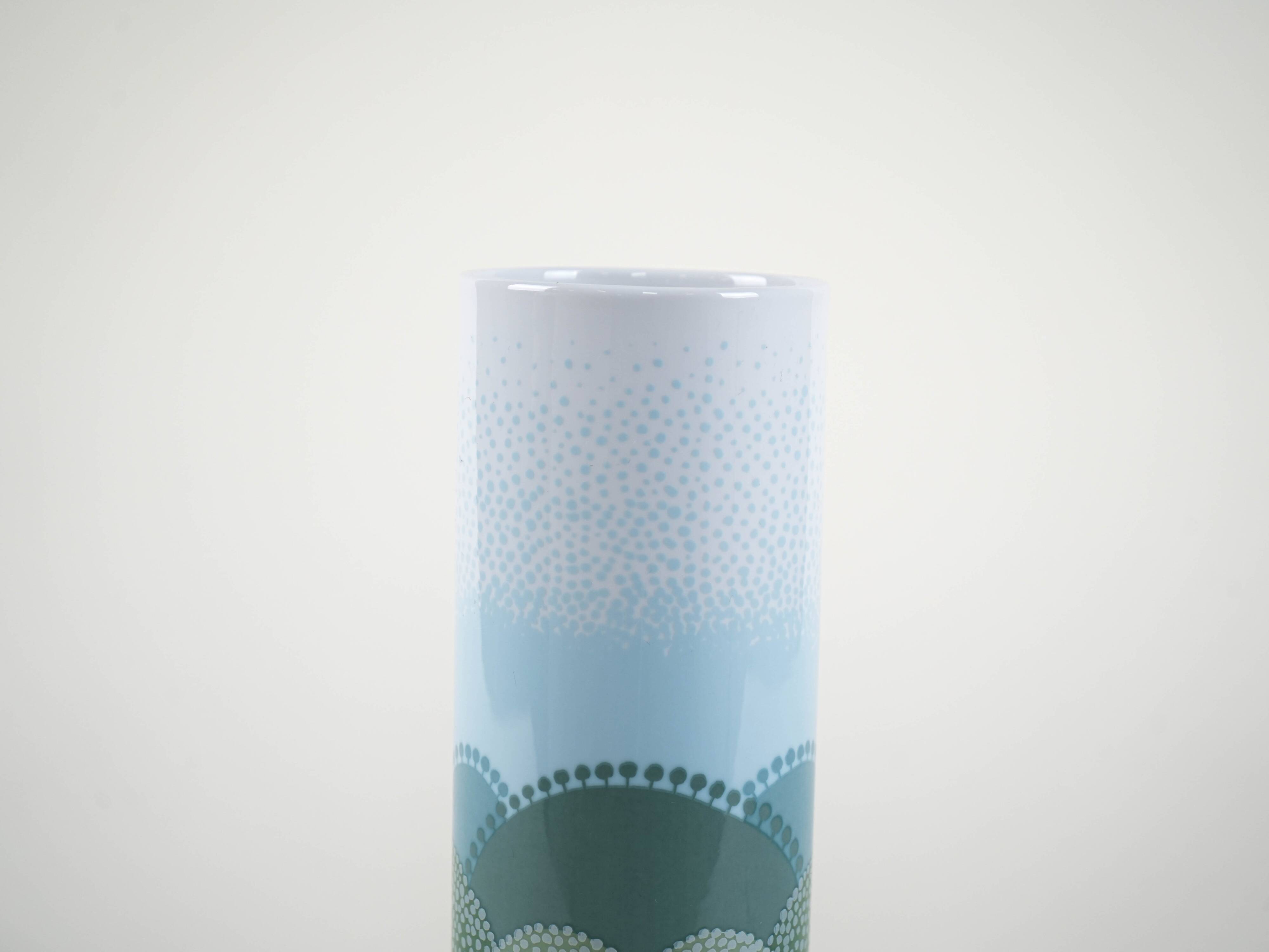 Porcelain vase, European design, 1970s, designers: A. Pozzi & I. Rabuzin, m