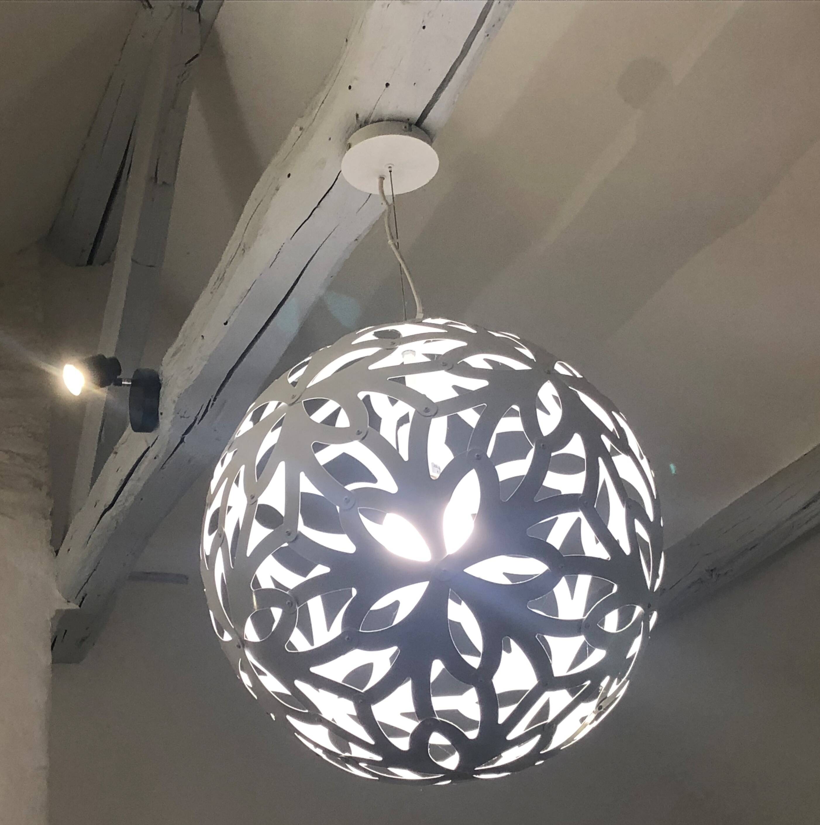 Chandelier - XXL openwork metal ball-shaped pendant light