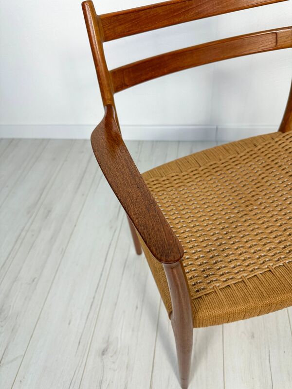 Chaise de salle à manger avec accoudoirs en teck et corde à papier GS700 des années 1950 par Arne Wahl Iversen pour Glyngøre Stolefabrik