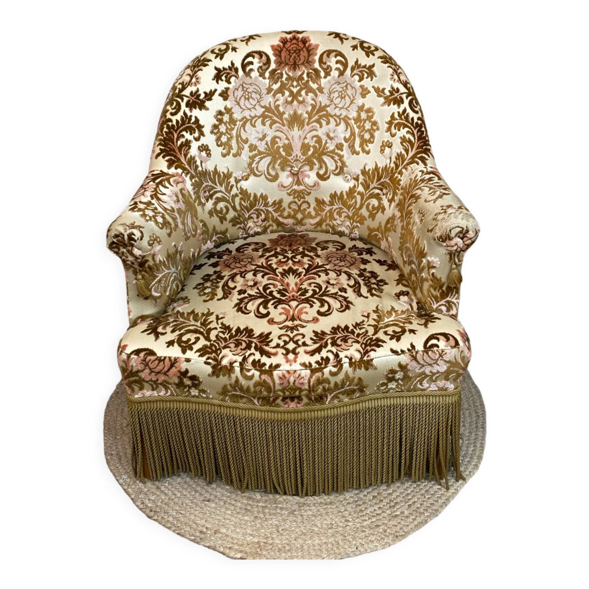 Toad armchair