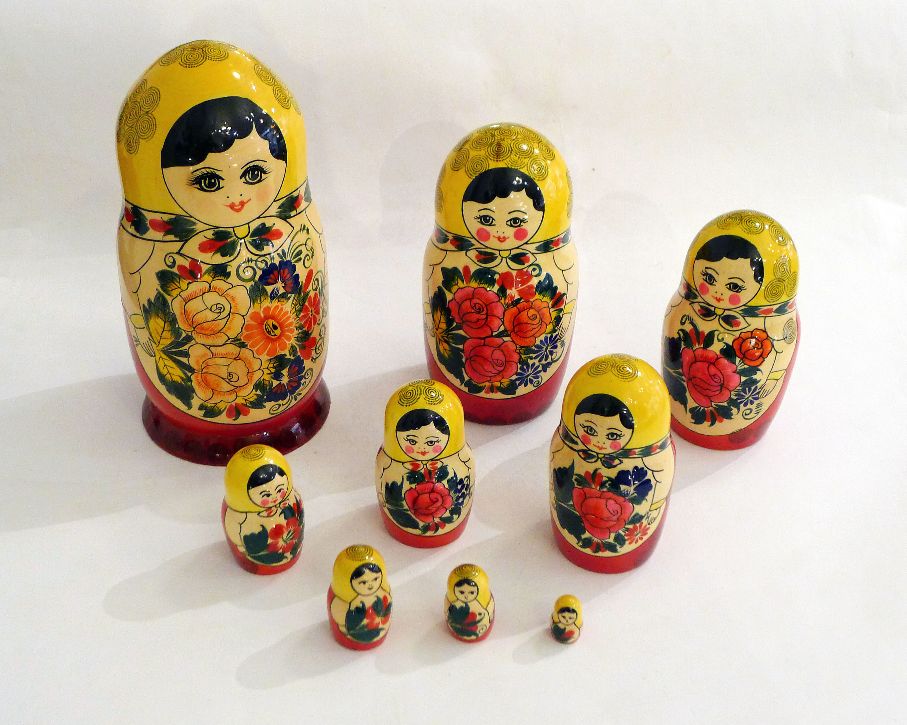 Set of 9 matryoshkas / Russian dolls