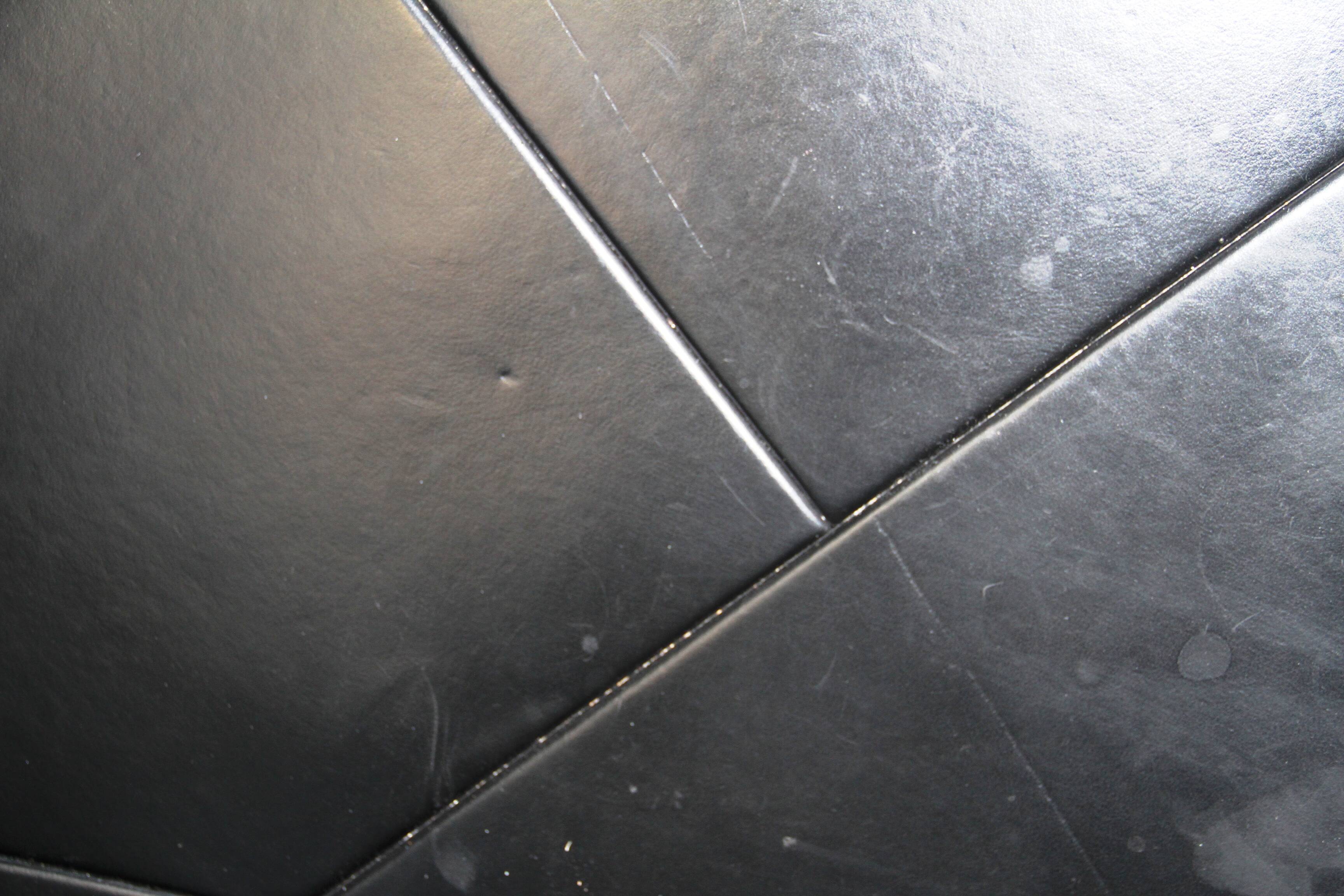 CEO Cube Meeting Round Table, Poltrona Frau