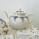 Old Saint Uze teapot