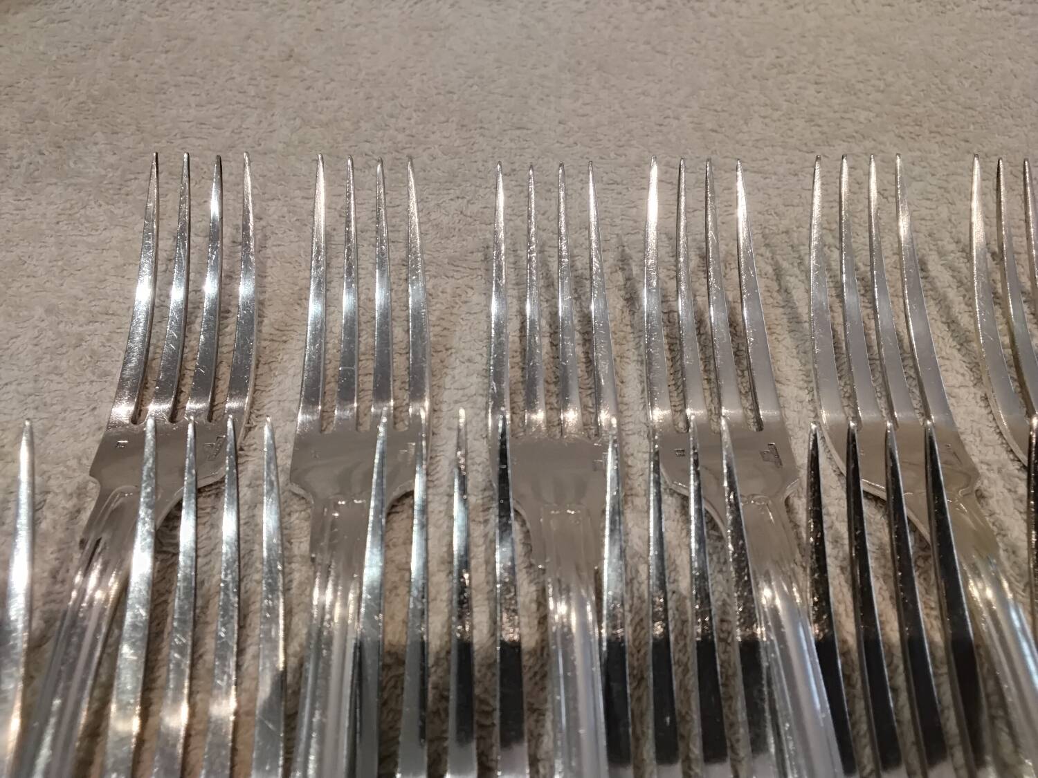 12 silver-plated table forks by Christofle Vendôme