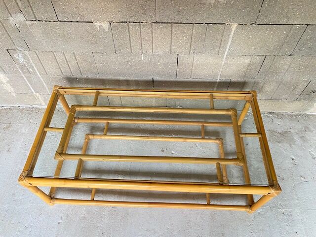 Rattan coffee table vintage glass top 1970